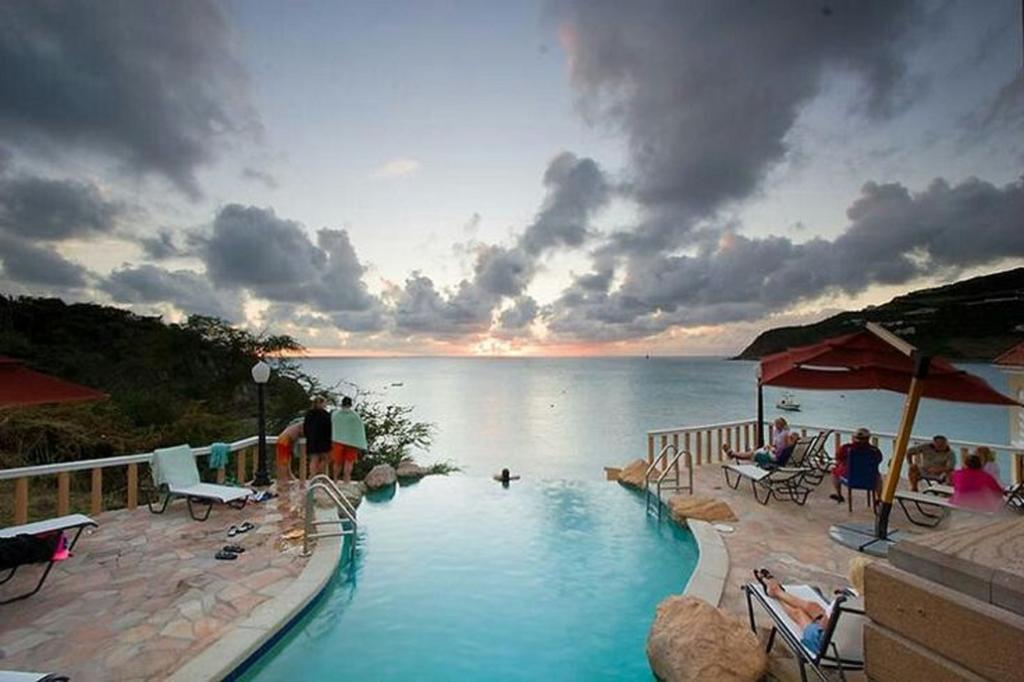 Divi Little Bay Beach Resort Philipsburg  Exterior photo